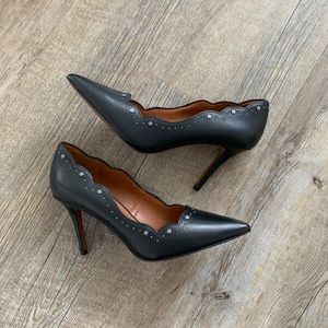 NEVER WORN Coach Waverly Studded Pump